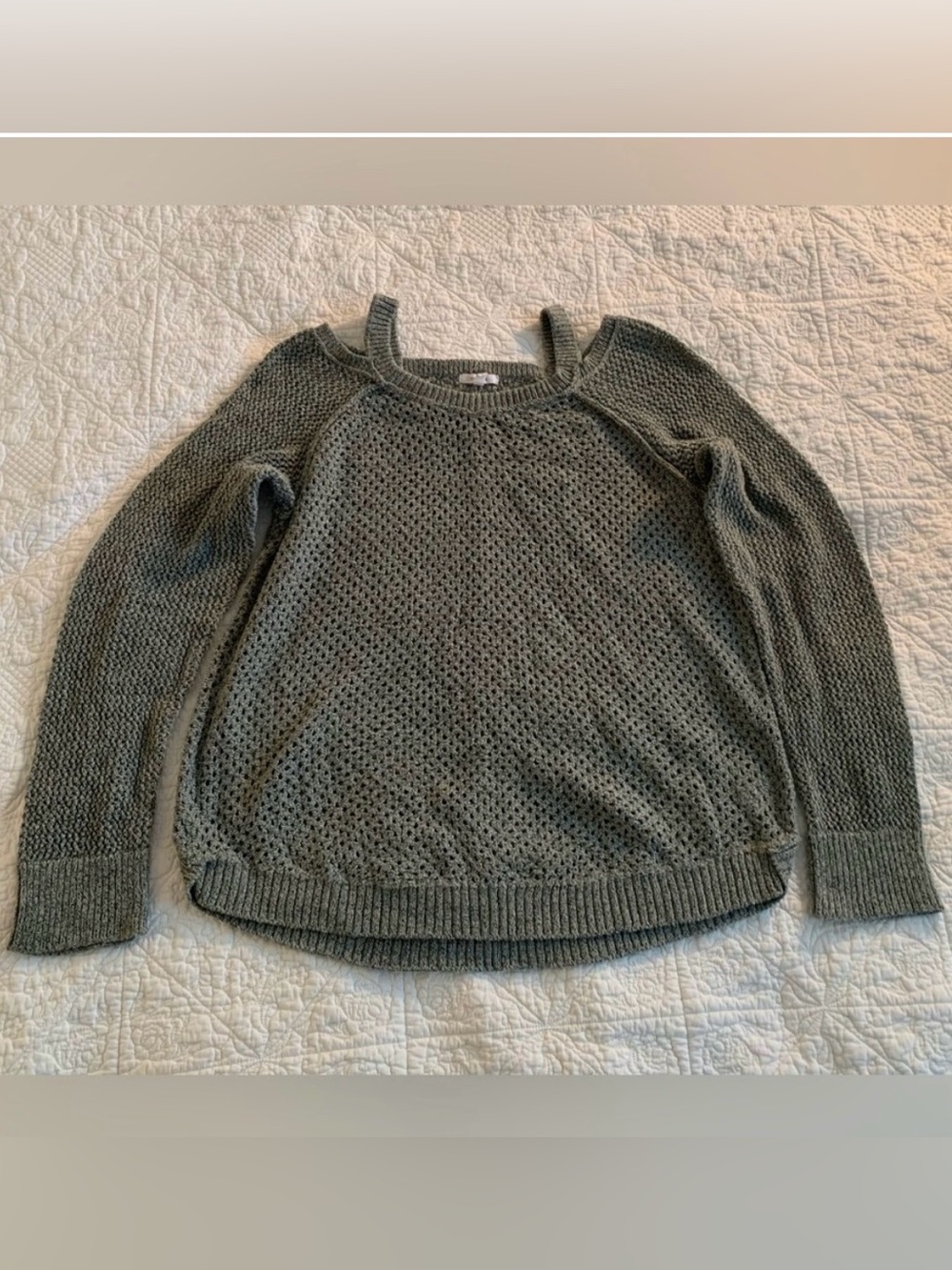 Maurices Green Open Shoulder Sweater Size Large
